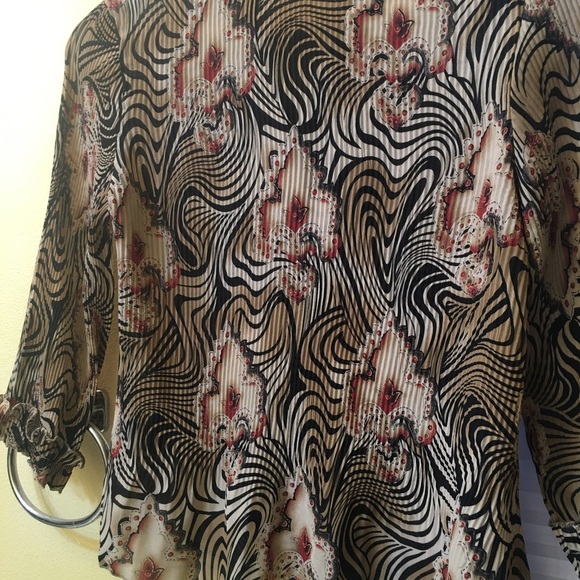 Absolutely gorgeous colorful top - Picture 5 of 8